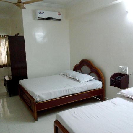 Hotel Sahasra Residency Hyderabad Exterior foto